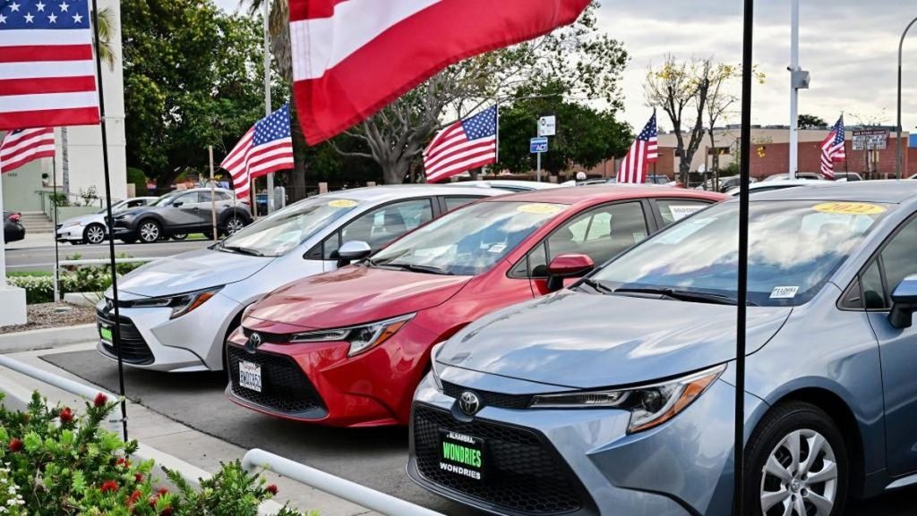 Toyota, Honda, Nissan dkk Rugi Rp330 M Sehari Gegara Tarif Trump Molor