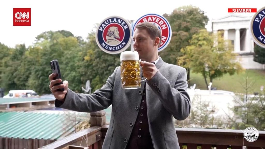Menang Besar, Bayern Munchen Pesta di Oktoberfest