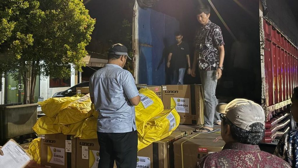 Tepati Janji, Bahlil Kirim 250 Tenda untuk Warga Batangtoru